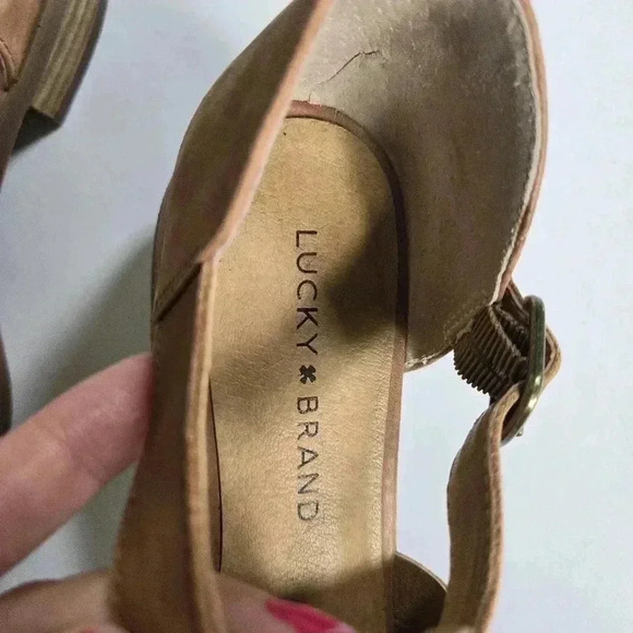 Lucky Brand Gladiator woven Brown Leather Sandals Sz 7 or 37.5 - Picture 3 of 10